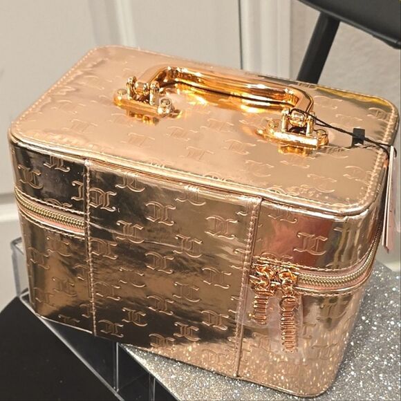 Juicy Couture Metallic JC Logo Zip Around Travel Traincase- Gold - Picture 7 of 11